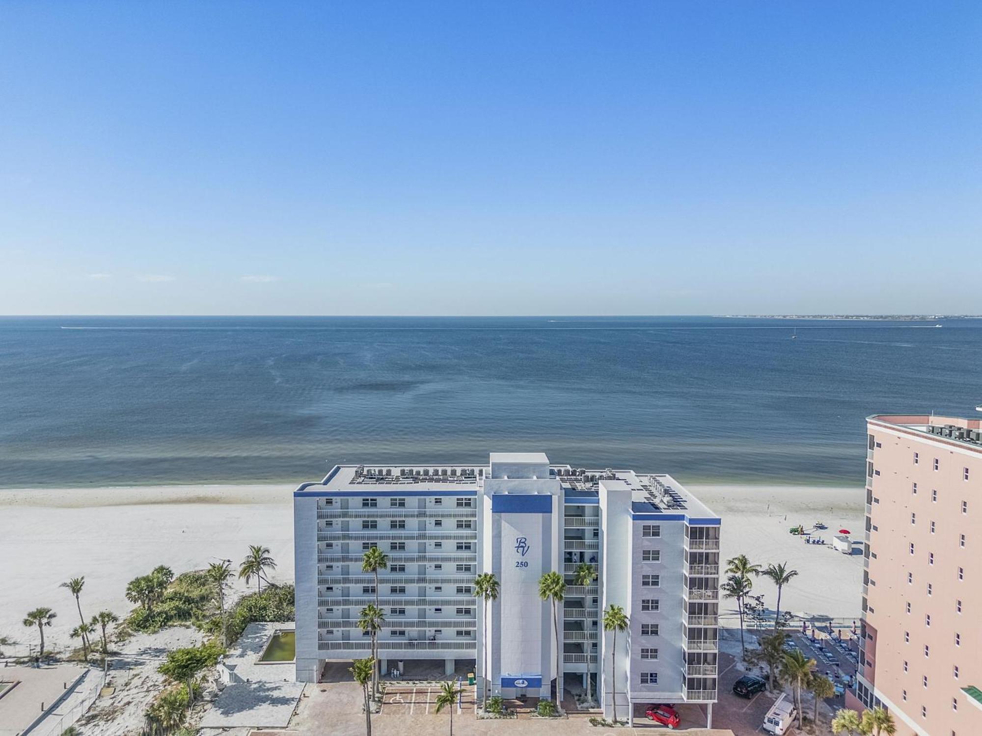 Beach Villas # 305 - Recently Refereshed! Condo Fort Myers Beach Exteriér fotografie