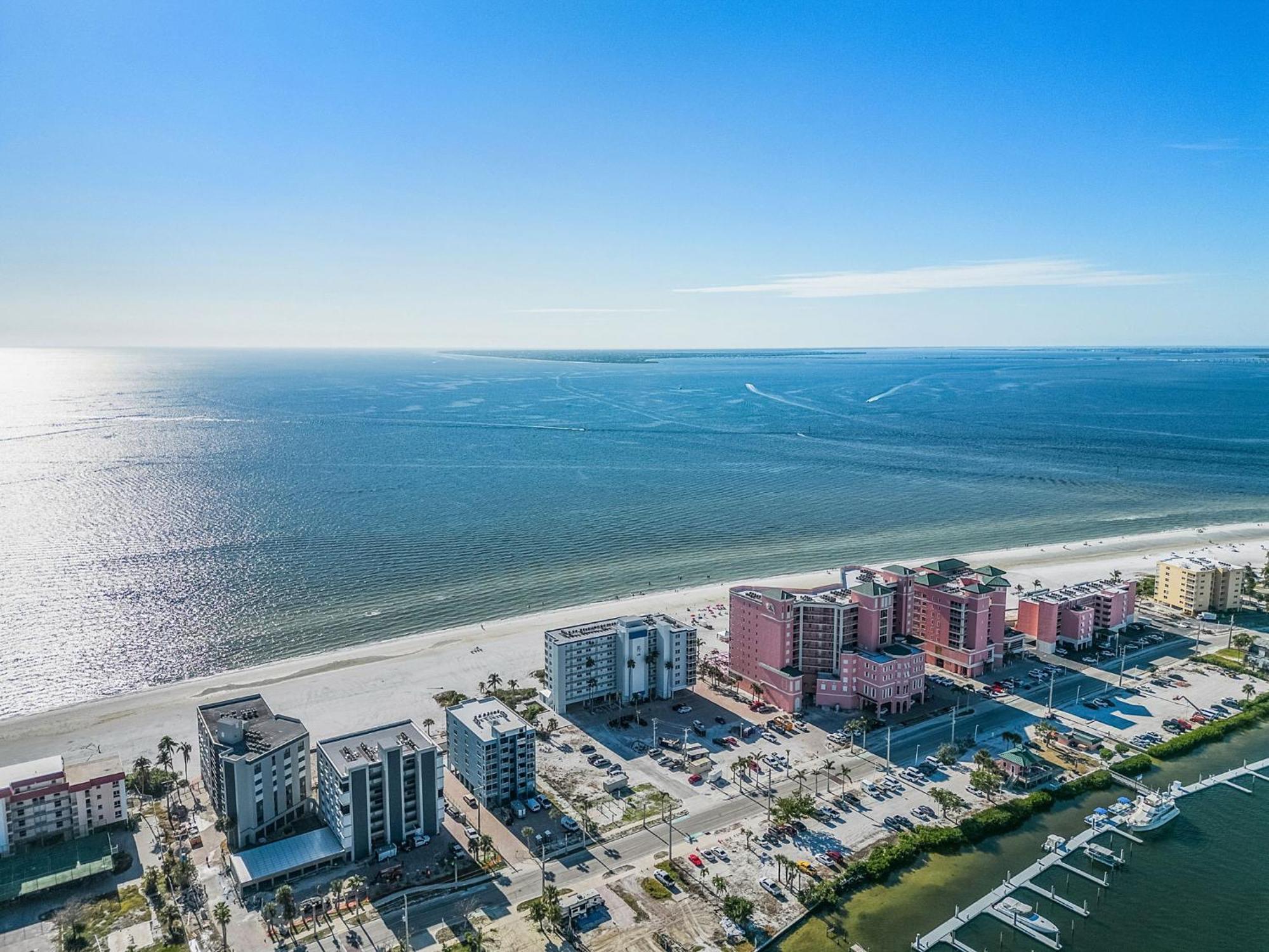 Beach Villas # 305 - Recently Refereshed! Condo Fort Myers Beach Exteriér fotografie